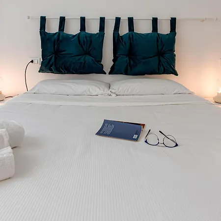 Frullhouse - Sweet Dreams In